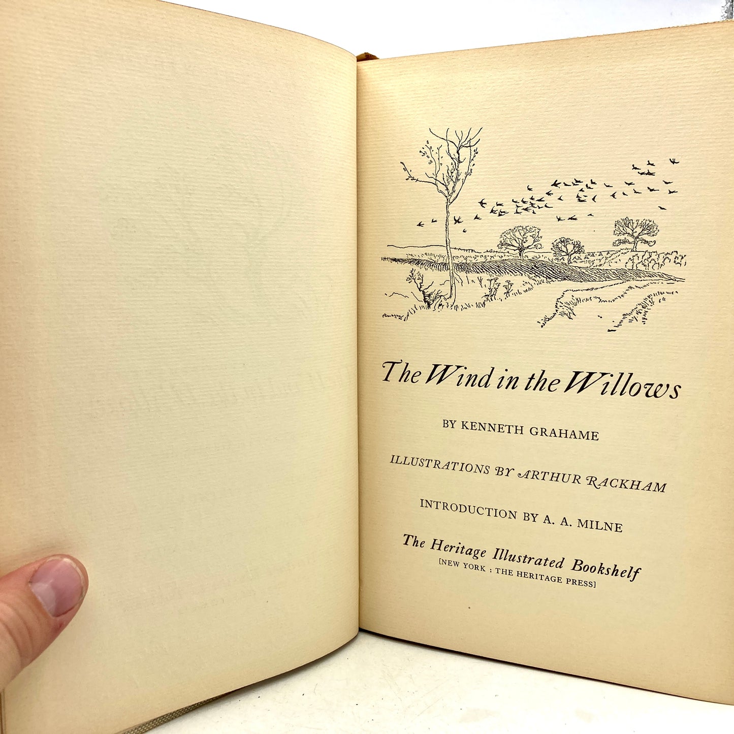 GRAHAME, Kenneth "The Wind in the Willows" [Heritage Press, 1954] Arthur Rackham