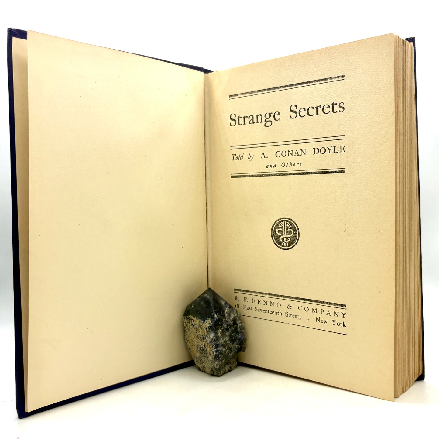 Conan Doyle, Arthur "Strange Secrets" [R. F. Fenno & Company, 1895]