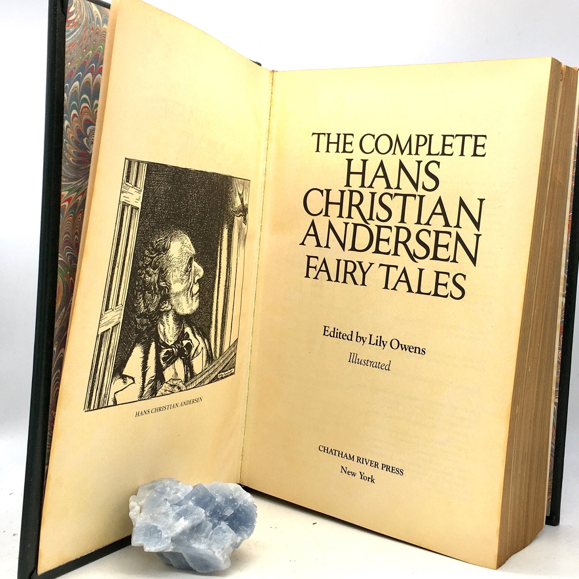 ANDERSEN, Hans Christian "The Complete Fairy Tales" [Chatham River Press, 1981] - Buzz Bookstore