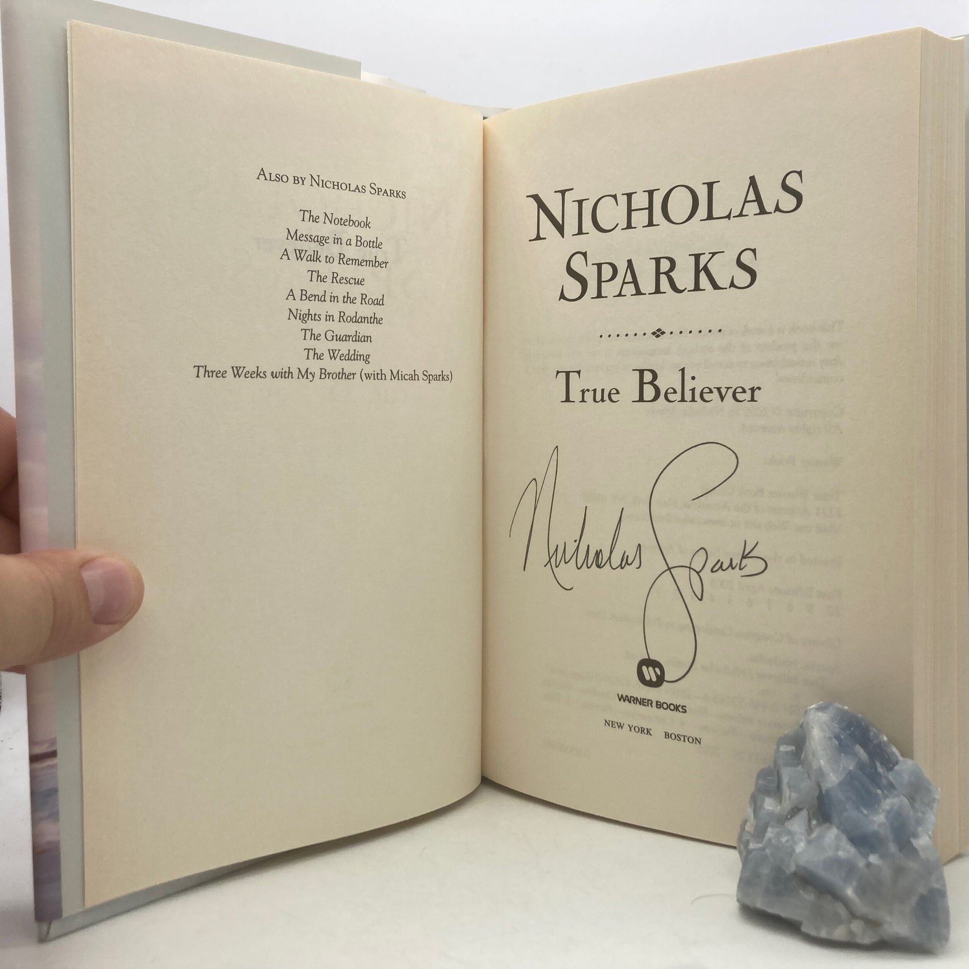 SPARKS, Nicholas "True Believer" [Warner, 2005] 1st Edition (Signed) - Buzz Bookstore
