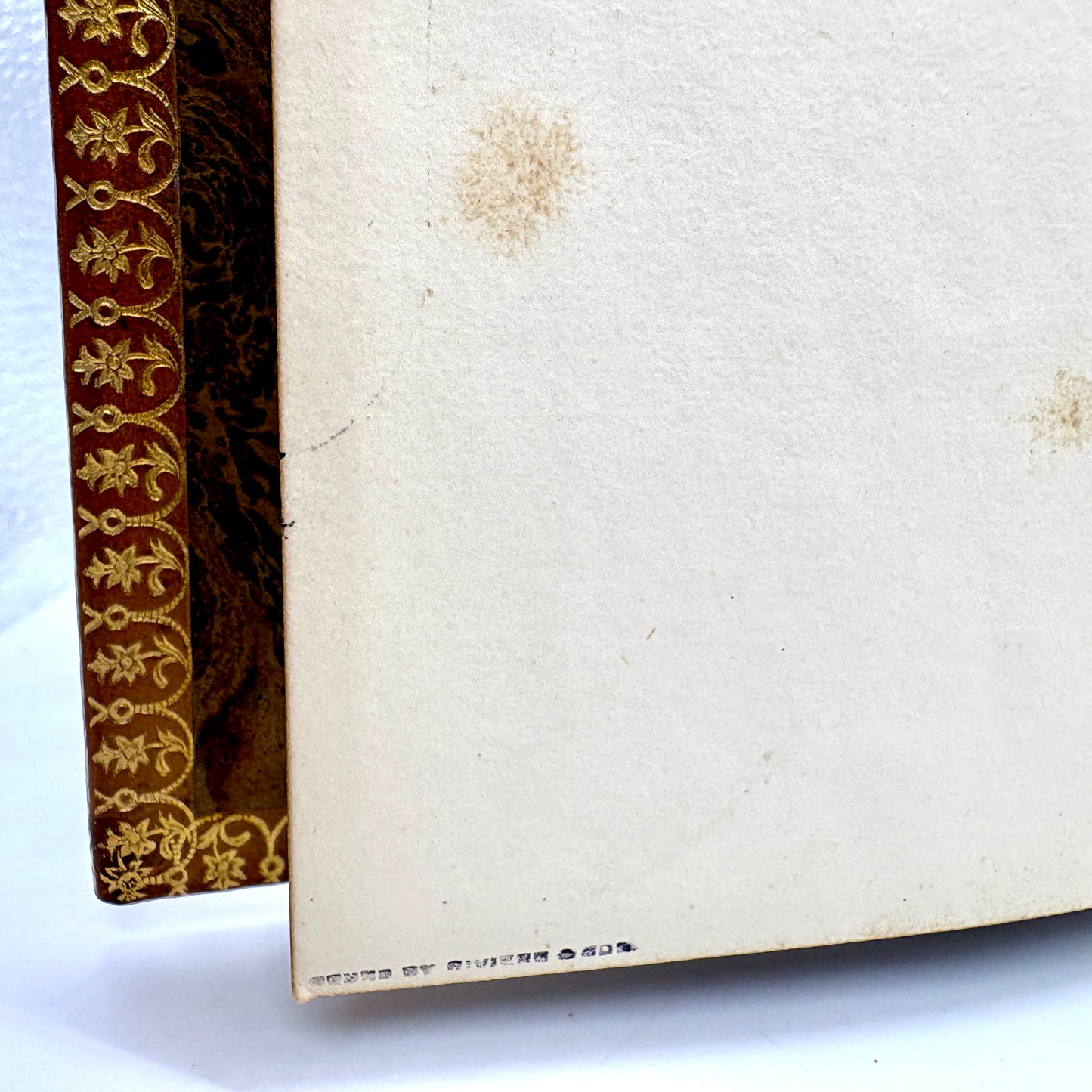 BURNS, Robert "The Poetical Works of Robert Burns" [Oxford Univ. Press, 1928] Riviere