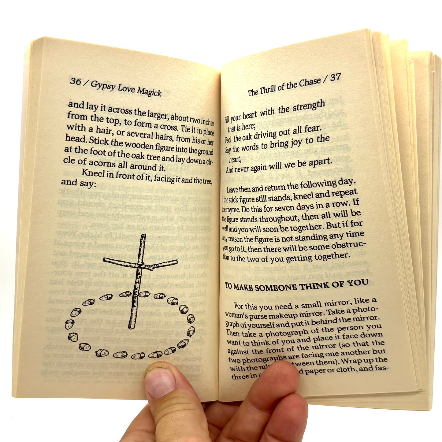 BUCKLAND, Raymond "Secrets of Gypsy Love Magick" [Llewellyn, 2000]