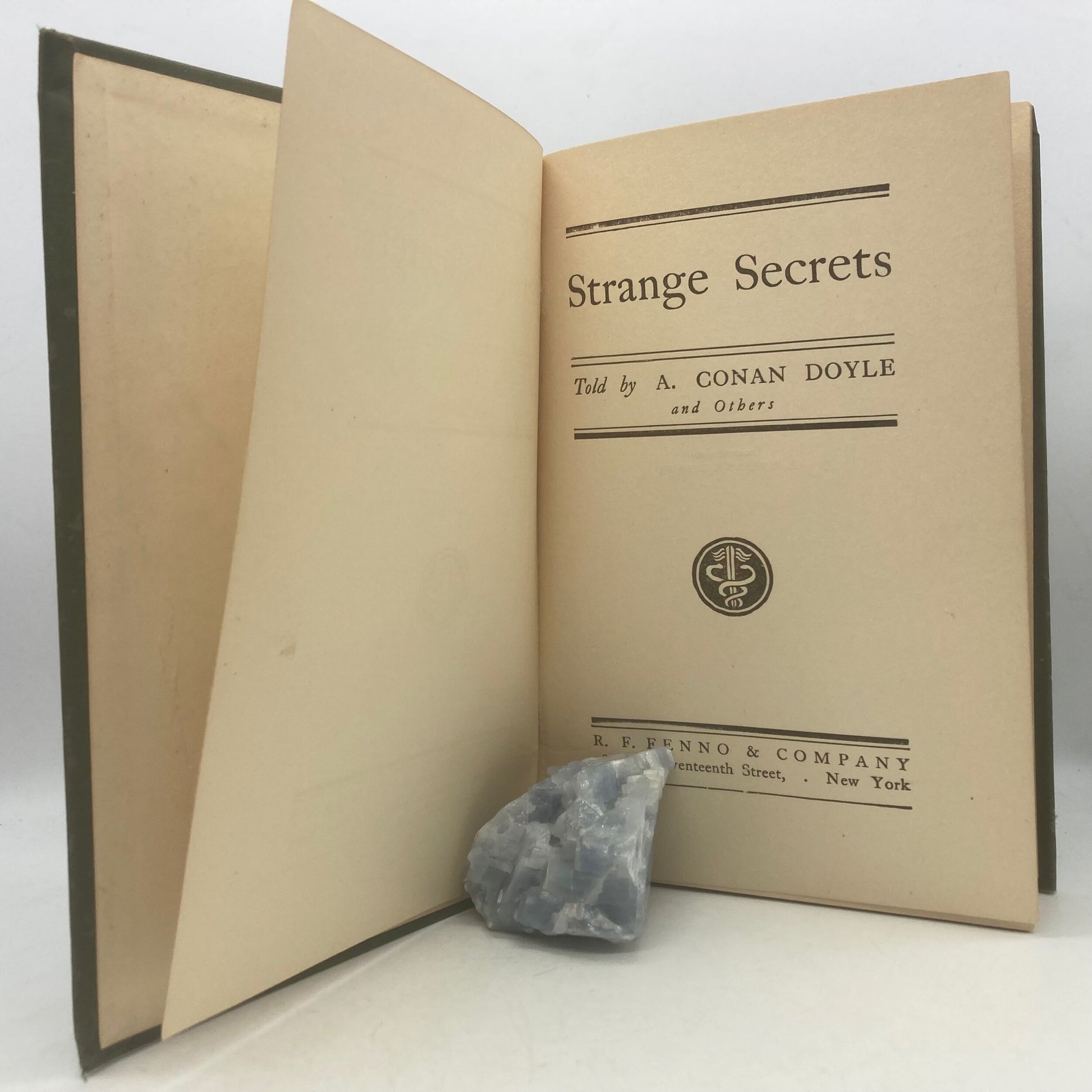 DOYLE, Arthur Conan "Strange Secrets" [R.F. Fenno & Co, 1895] - Buzz Bookstore
