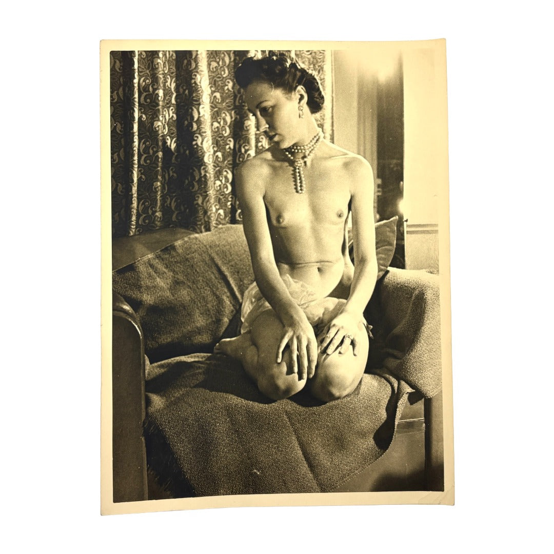 ANONYMOUS “Ginette” [Paris, 1948] French Erotic Photography