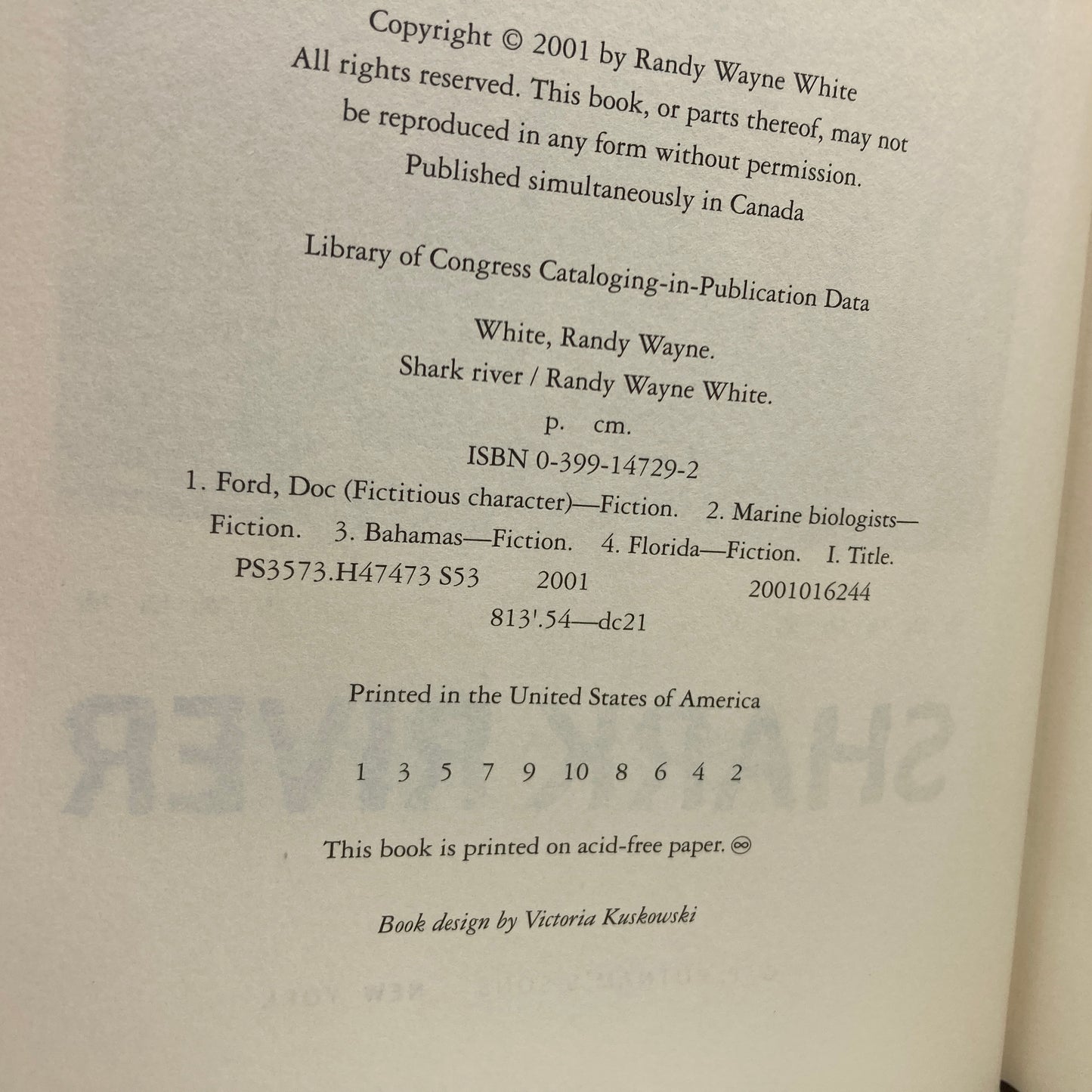 WHITE, Randy Wayne "Shark River" [Putnam, 2001] 1st Edition (Signed) #2 - Buzz Bookstore