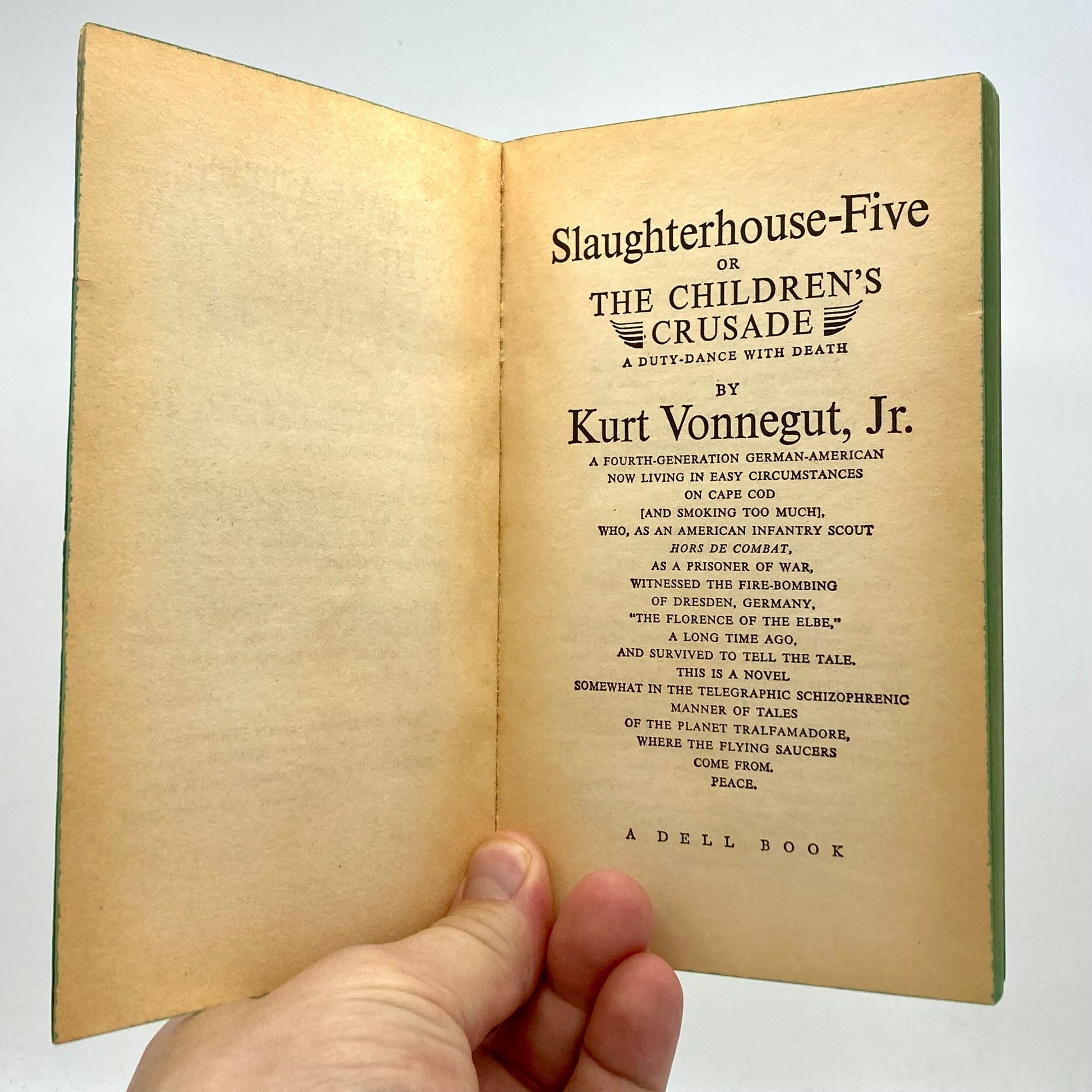 VONNEGUT, Kurt "Slaughter-House Five" [Dell, 1972] - Buzz Bookstore