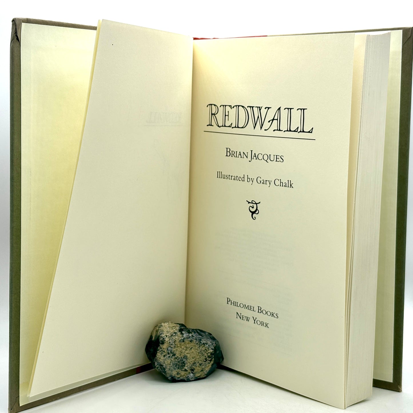 Jacques, Brian "Redwall" [Philomel Books, 1987] Signed 1st Edition