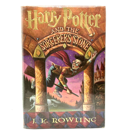 ROWLING, J.K. "Harry Potter and the Sorcerer's Stone" [Arthur A. Levine, 1998] 1st Printing