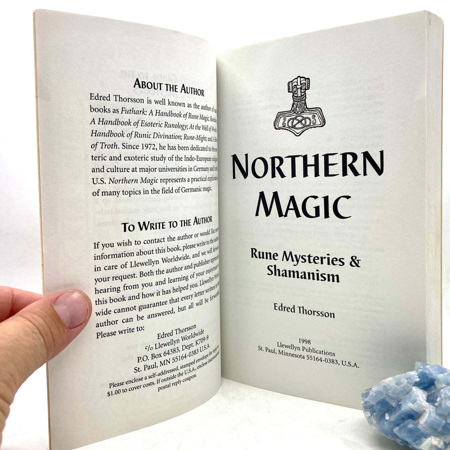 THORSSON, Edred "Northern Magic: Rune Mysteries & Shamanism" [Llewellyn, 1998]