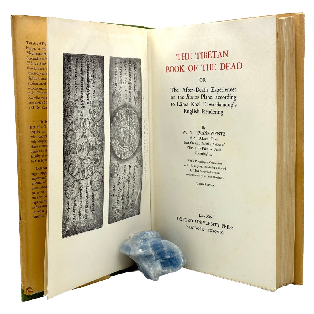 EVANS-WENTZ, W. Y. "The Tibetan Book of the Dead/Yoga & Secret Doctrines" [1965]