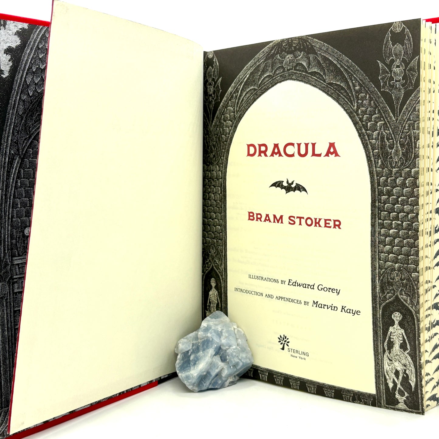 STOKER, Bram "Dracula" [Sterling, 1996] Illustrated by Edward Gorey