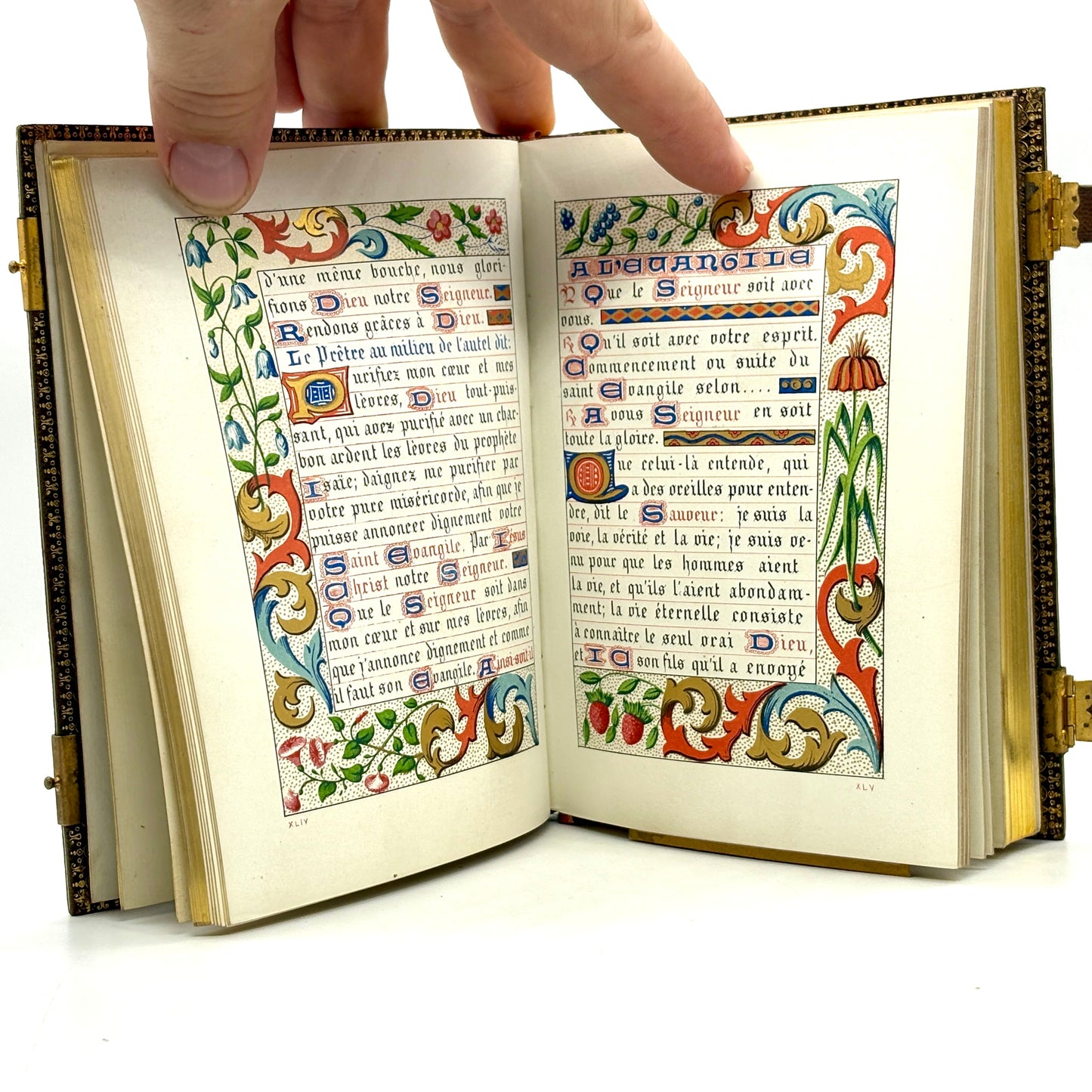 "Heures choisies des Dames Chrétiennes" [E. Pellion, 1859] Book of Hours