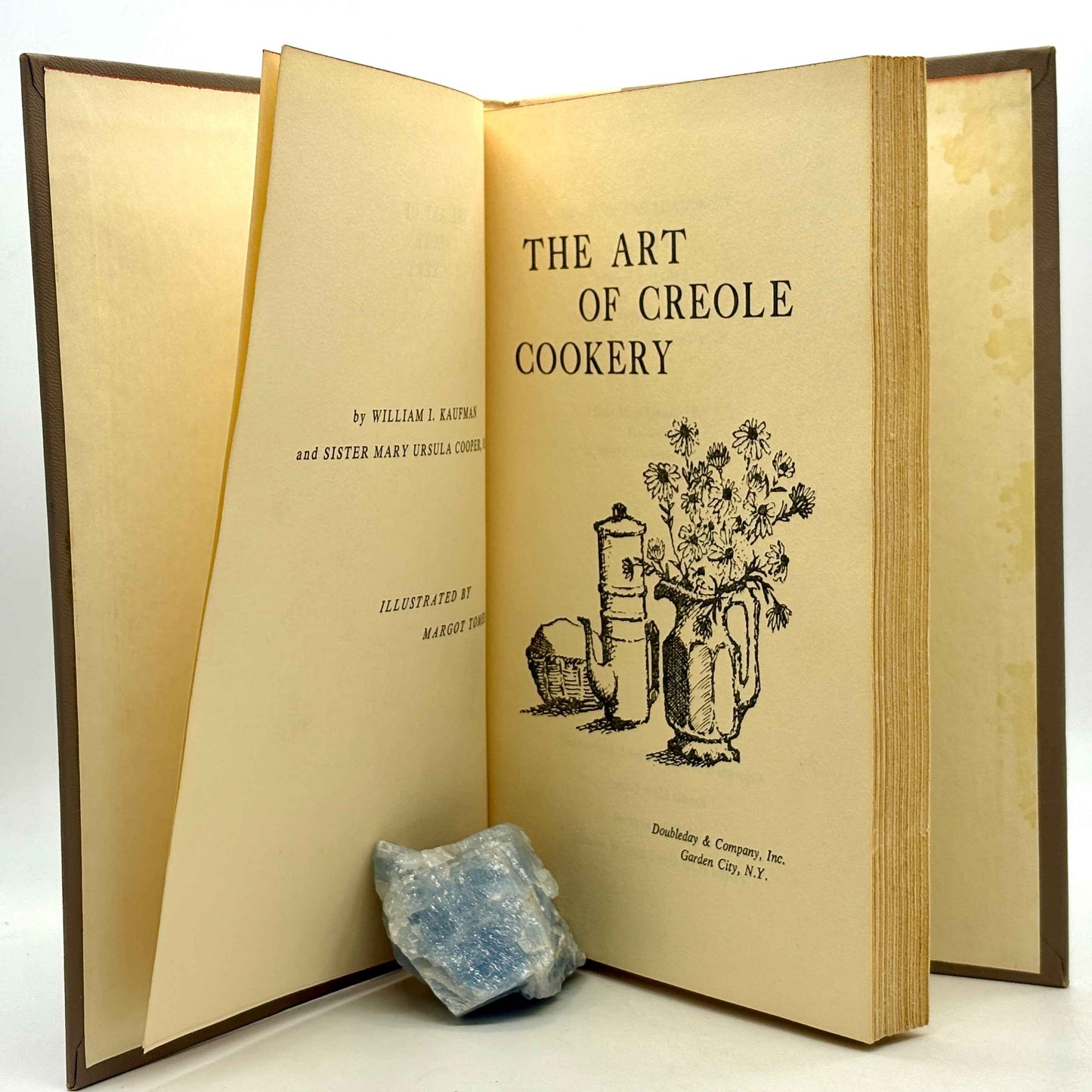 KAUFMAN, William I. "The Art of Creole Cookery" [Doubleday & Company, 1962]
