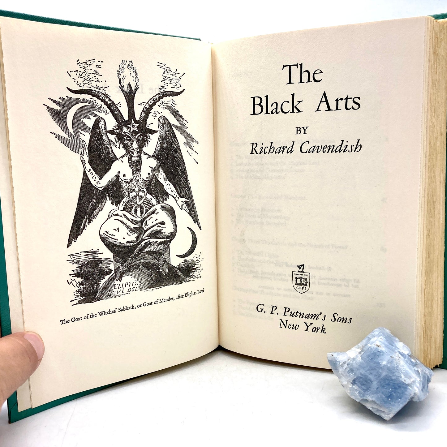 CAVENDISH, Richard "The Black Arts" [G.P. Putnam's Sons, 1967]