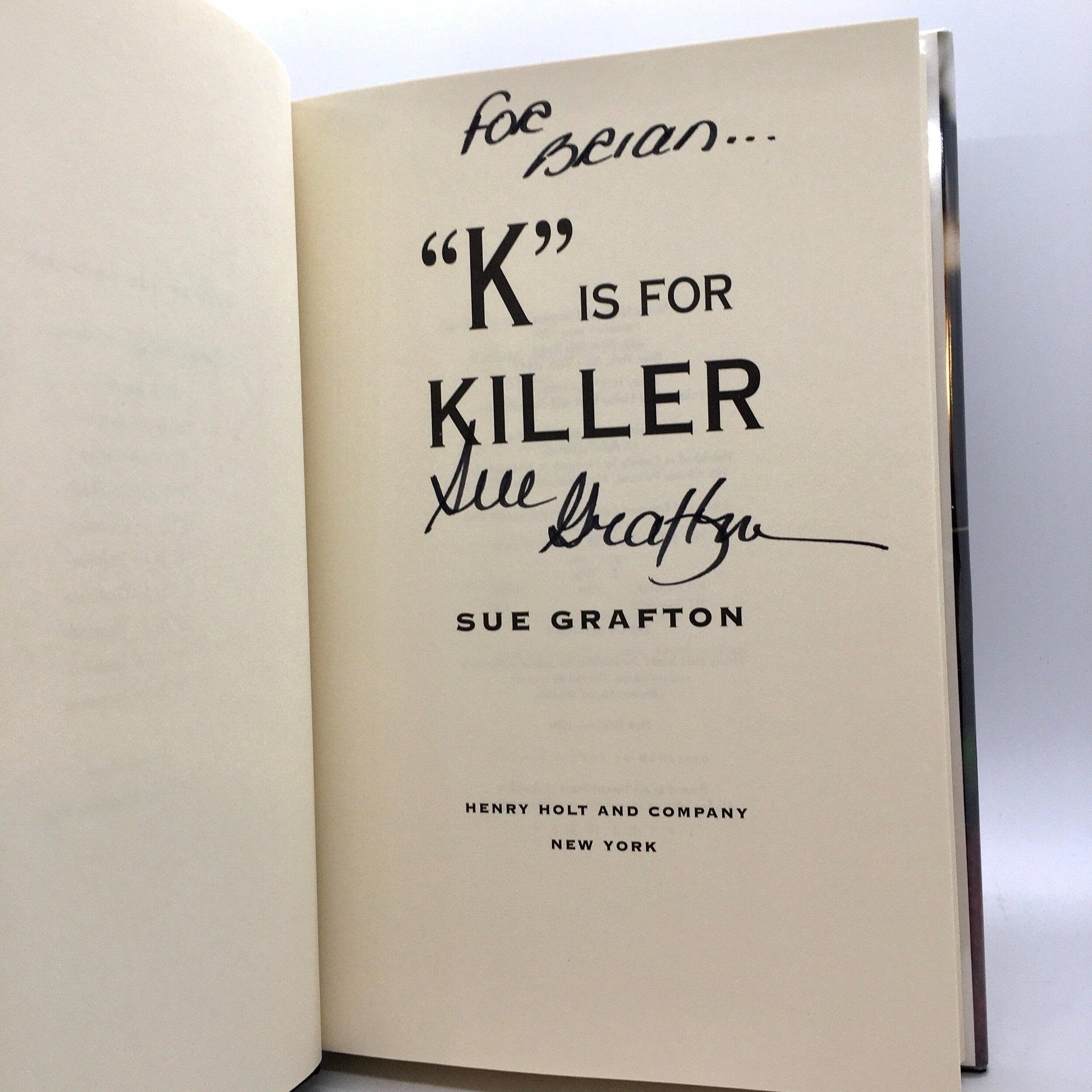 GRAFTON, Sue "K is For Killer" [Henry Holt, 1994] 1st Edition (Signed) - Buzz Bookstore