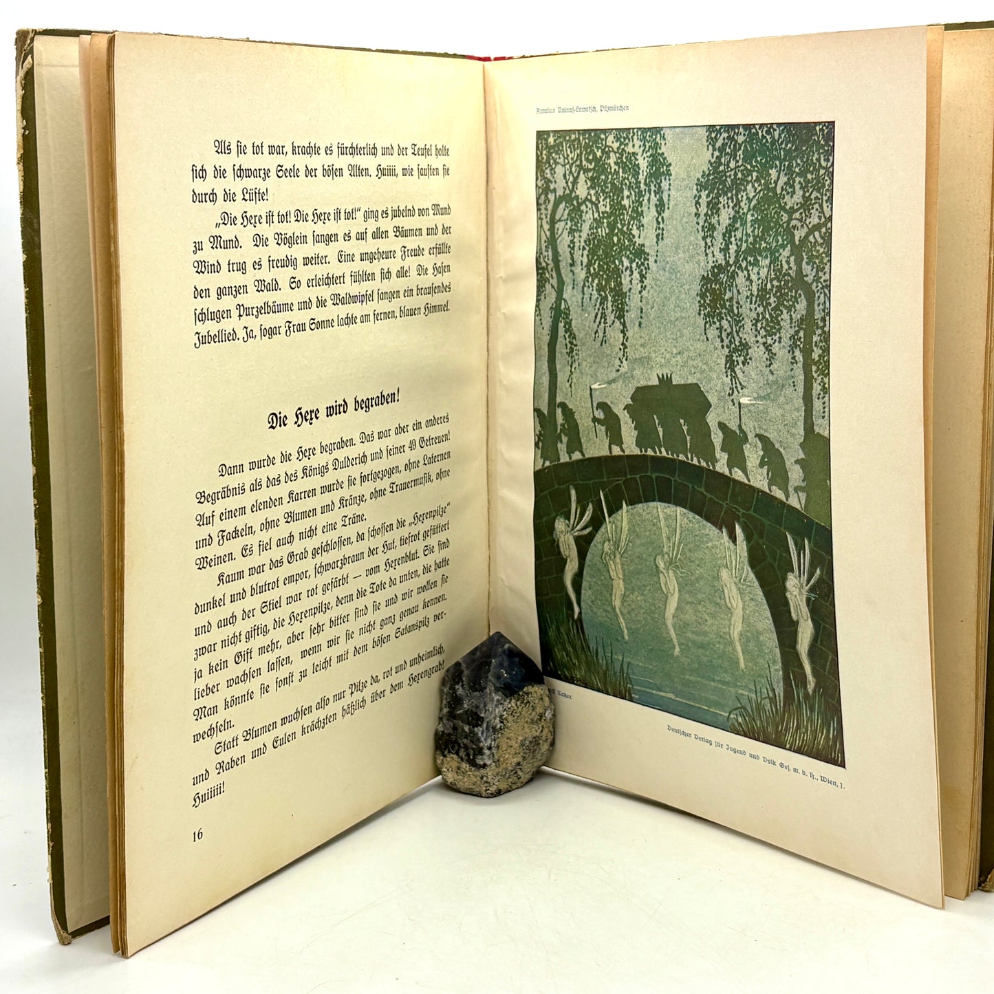 Umlauf-Lamatsch, Annelies "Pilzmärchen" [Jugend und Volk, 1925] Mushroom Fairy Tales
