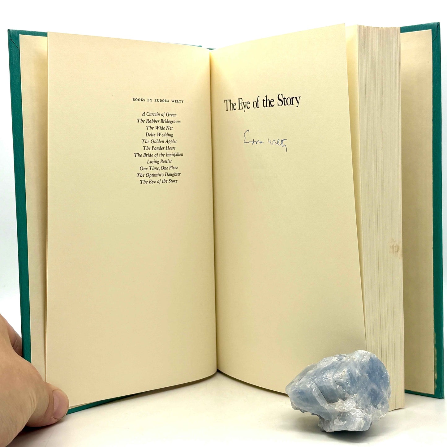 WELTY, Eudora “The Eye of the Story” [Random House, 1978] Signed 1st Printing