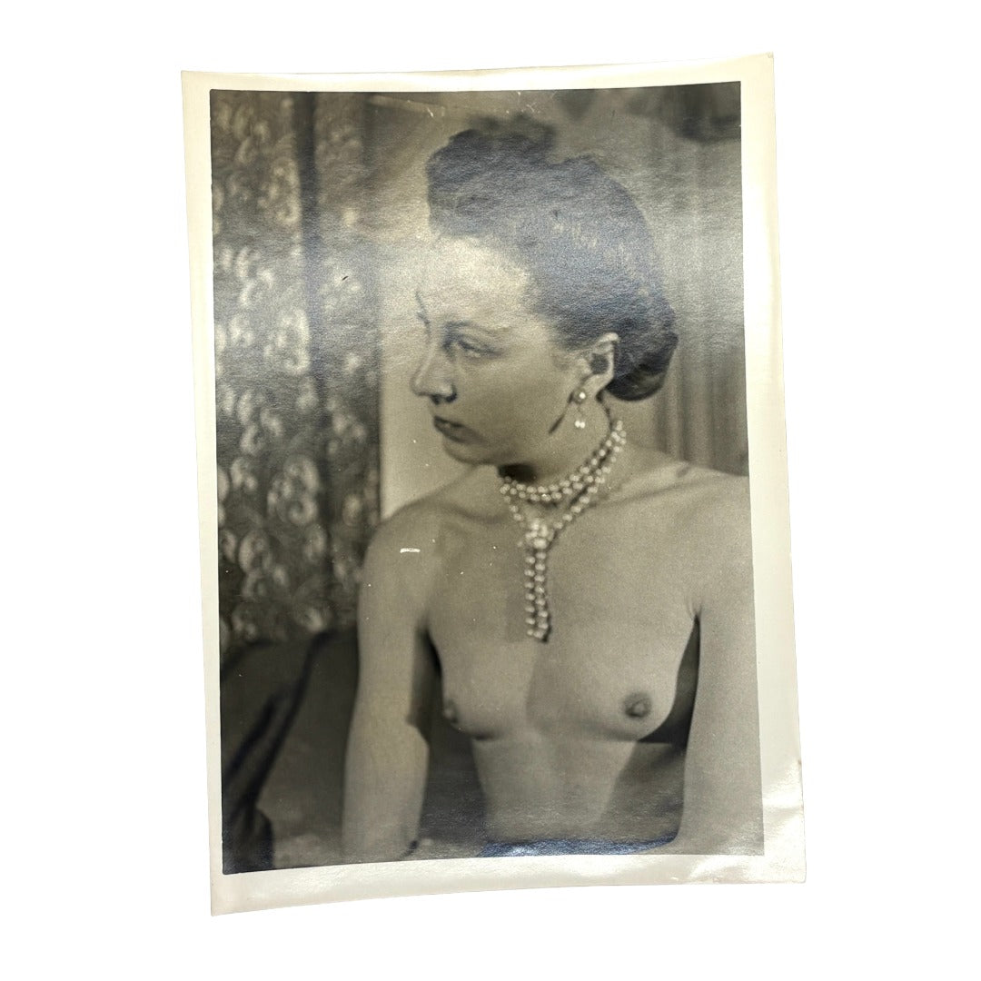 ANONYMOUS “Ginette” [Paris, 1948] French Erotic Photography